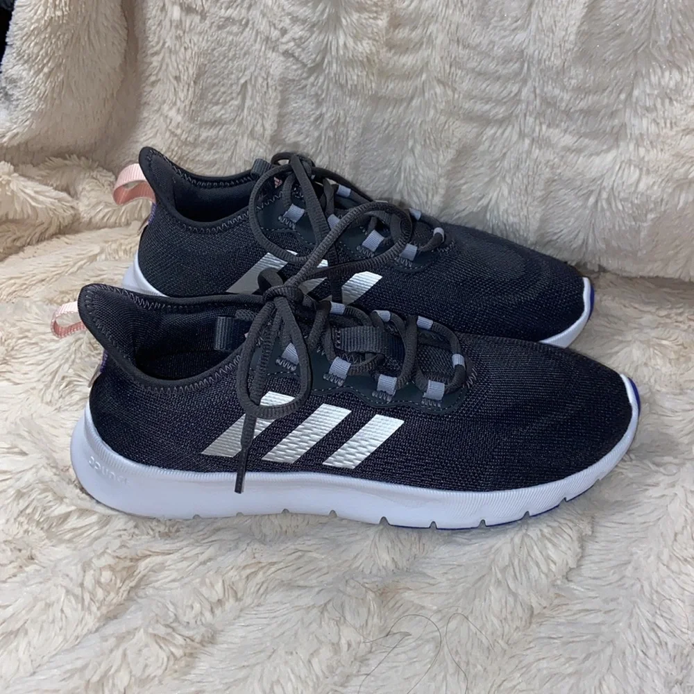 Like new Adidas Nario Move Women’s Shoes